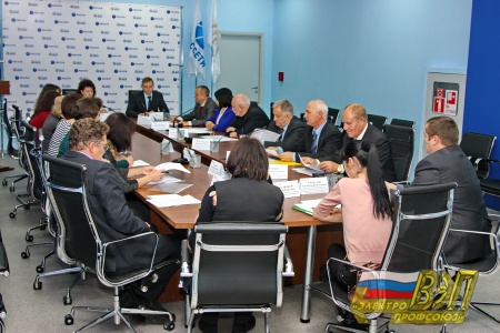 Официальная встреча представителей профсоюзных организаций и работодателя филиалов ПАО «МРСК Волги»