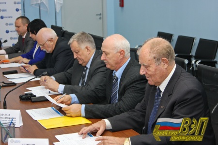 Официальная встреча представителей профсоюзных организаций и работодателя филиалов ПАО «МРСК Волги»